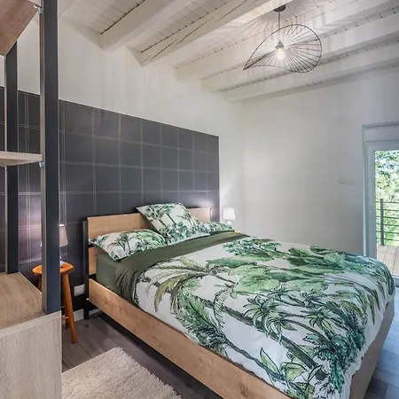 Апартаменты Golbey Evasion - Parking - Climatisation - Terrasse Suspendue - Wifi *