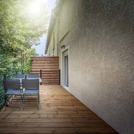 Апартаменты Golbey Evasion - Parking - Climatisation - Terrasse Suspendue - Wifi