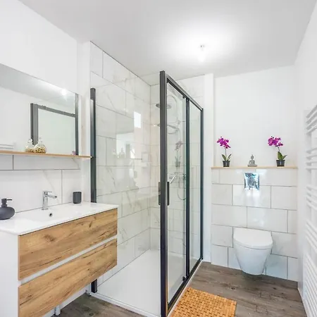 Apartmán Evasion Avec Terrasse Suspendue - Parking - Wifi Golbey