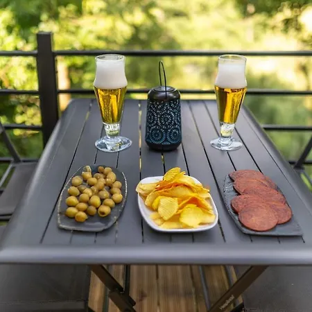 Апартаменты Golbey Evasion - Parking - Climatisation - Terrasse Suspendue - Wifi Golbey