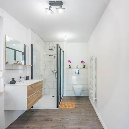 Evasion Avec Terrasse Suspendue - Parking - Wifi Golbey